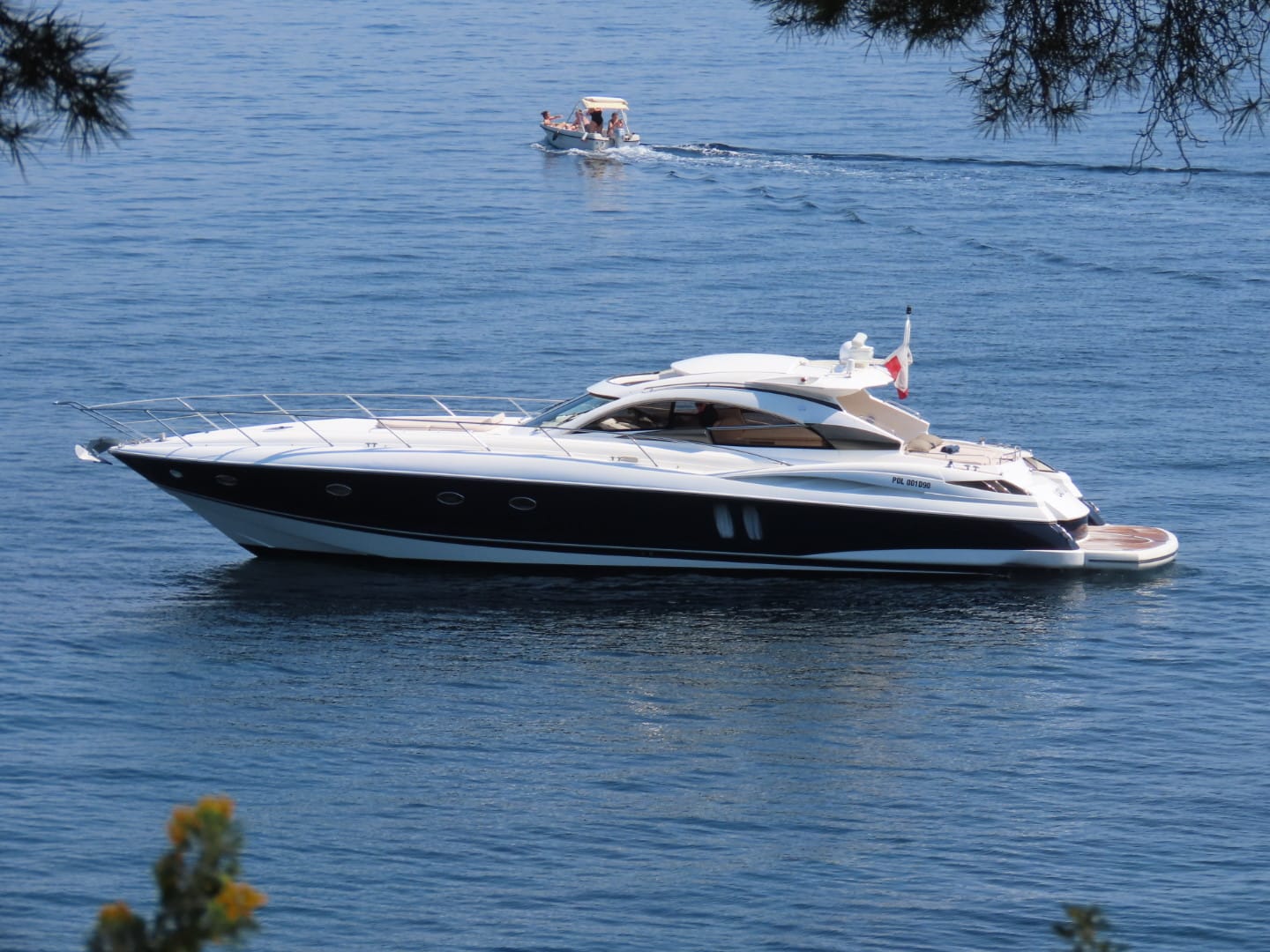 Sunseeker Predator 64ft slider img