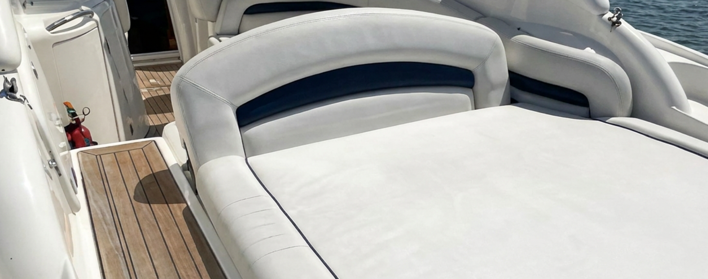 Sunseeker Superhawk 34 gallery image