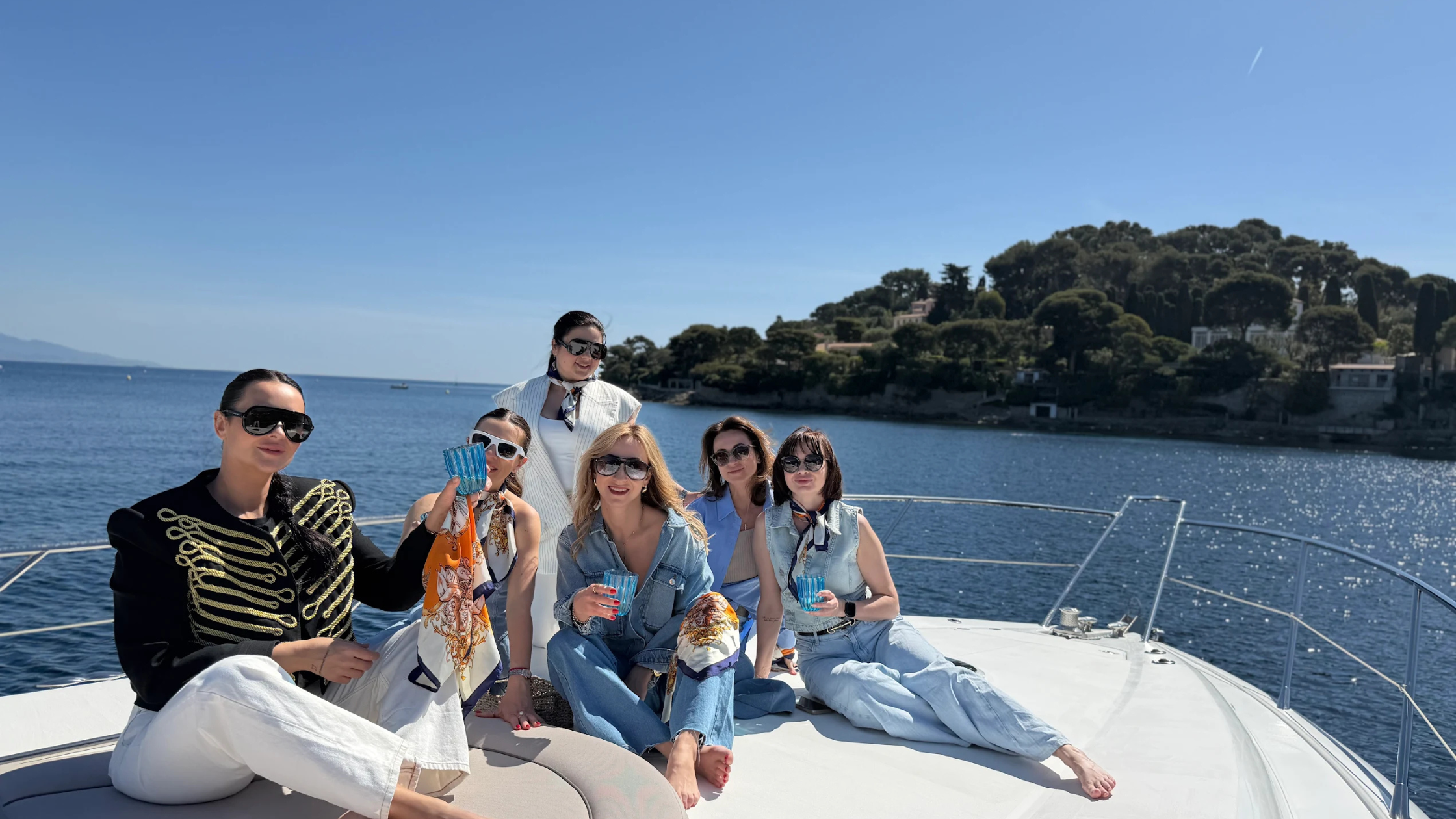 Blog Banner_Private Boat Charter Nice vs. Group Boat Tour: Which Is Worth It?